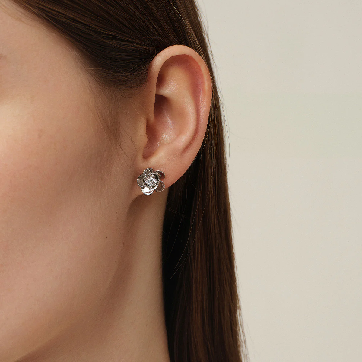 10K White Gold Lab-Grown Diamond Jasmine Stud Earrings - Image 4