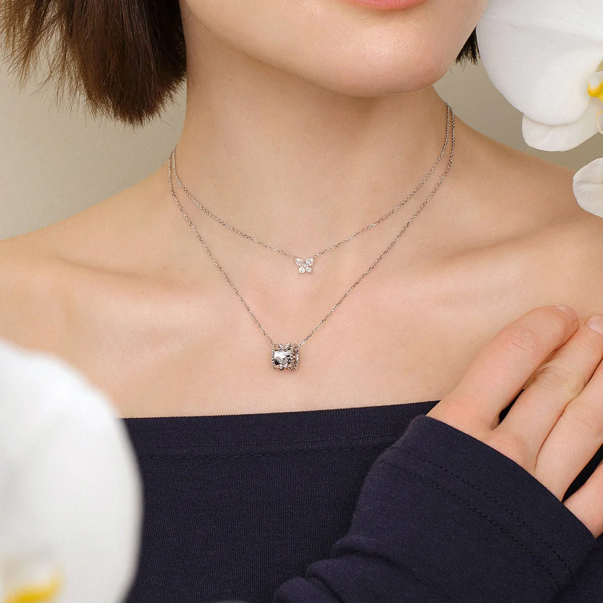 18K Gold Diamond Kaleidoscope Butterfly Necklace - Image 4