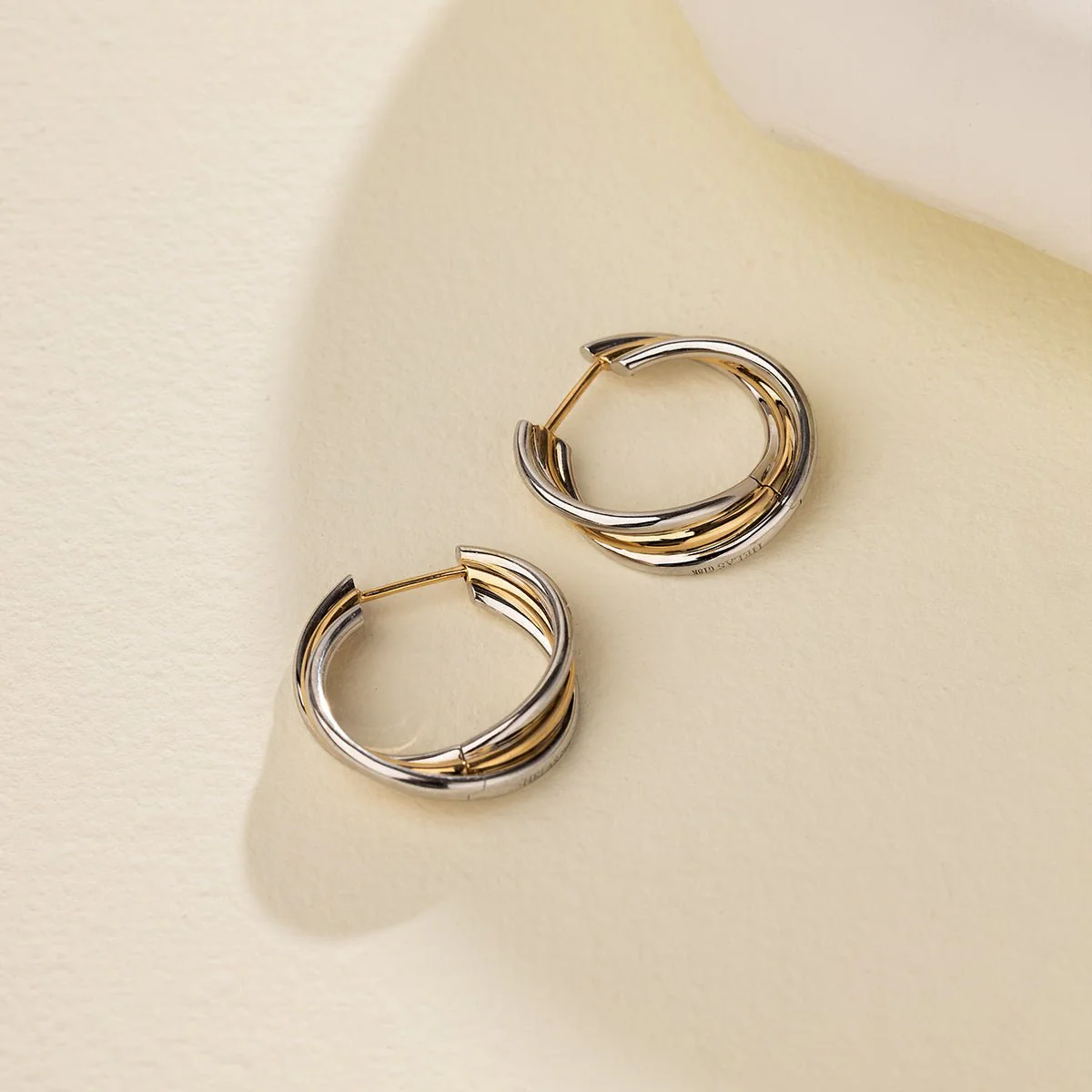 18K Gold Two Tone Stylish Polished Drape Hoop Earrings - Image 9