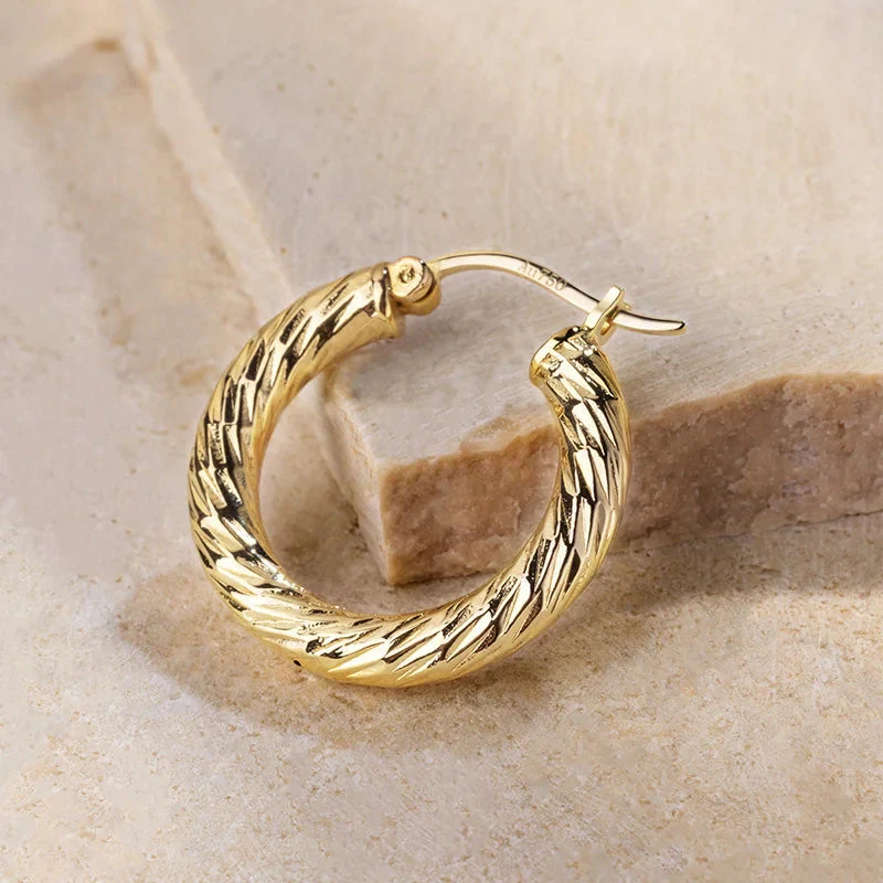 18K Solid Gold Knot Textured Hoop Earrings - Image 5