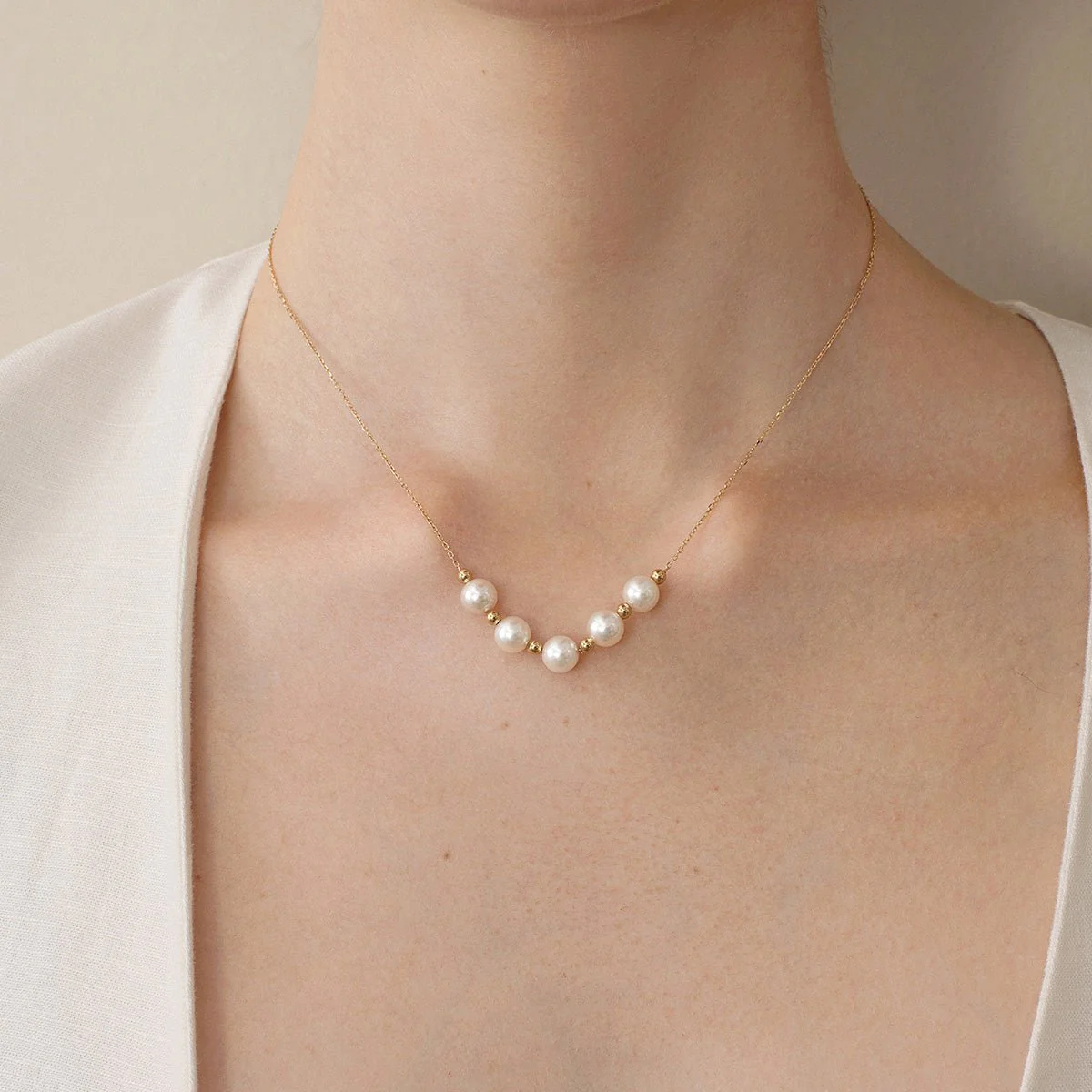 Akoya 18k Yellow Gold Baby's Breath Smile Necklace - Image 6