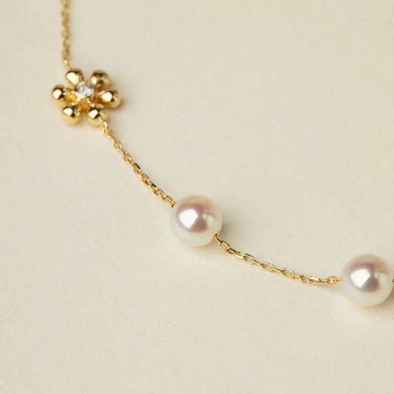 Akoya Pearl 18K Gold Diamond Flower Core Dainty Bracelet - Image 5