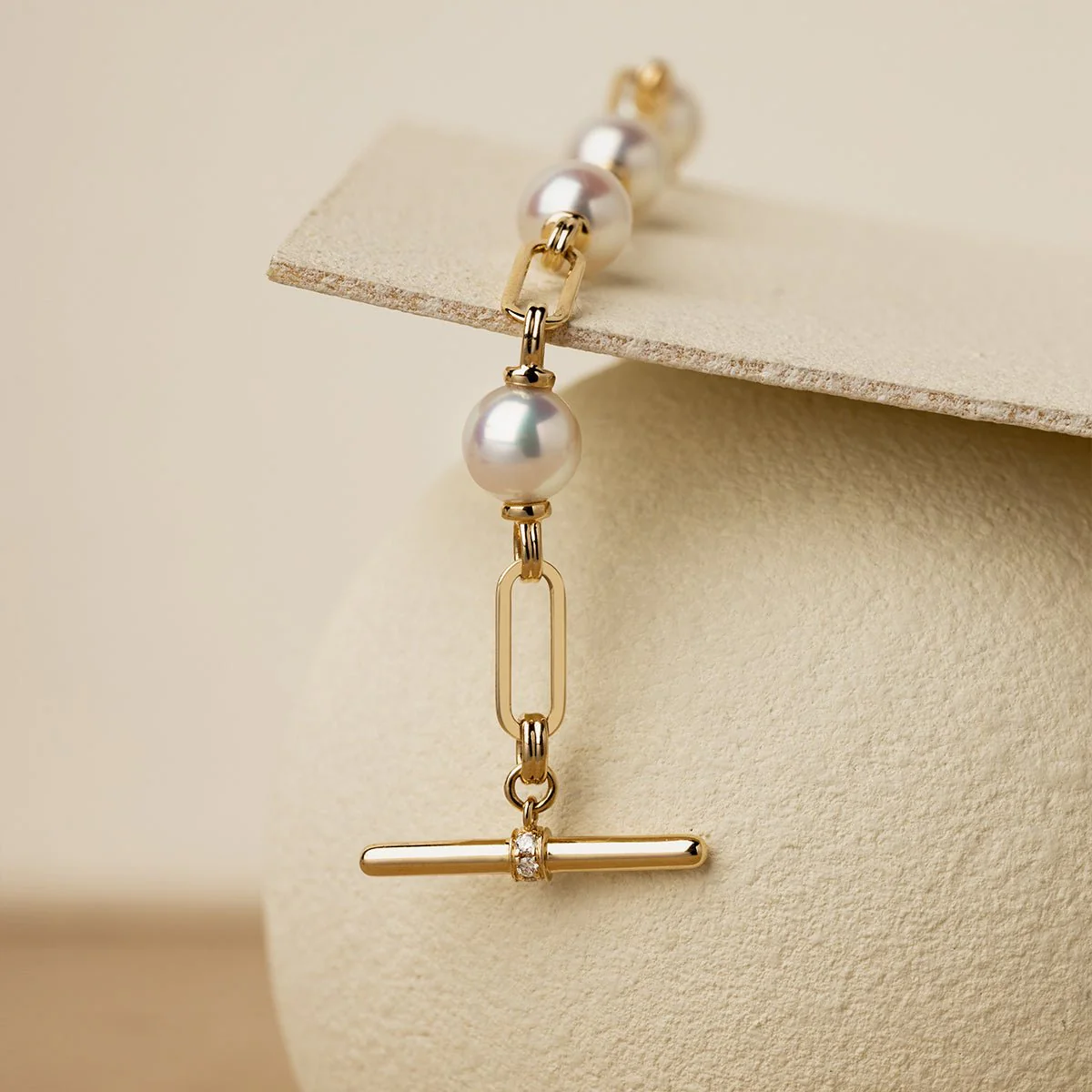 Akoya Pearl 18K Gold Diamond Harmonia Knot Chain Bracelet - Image 7
