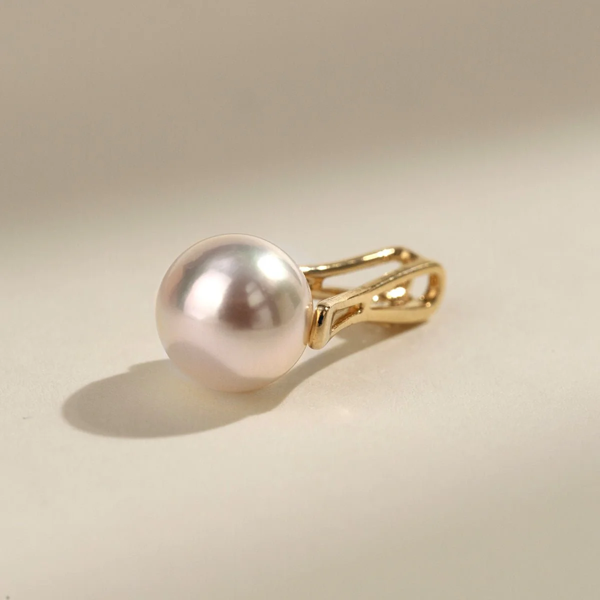 Akoya Pearl 18K Gold Diamonds Pull Tab Pendant Necklace - Image 5