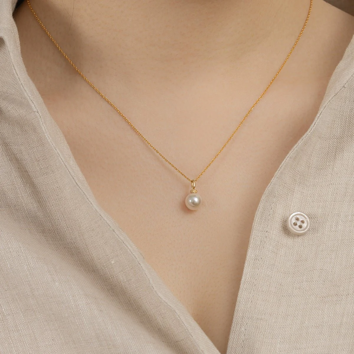 Akoya Pearl 18K Gold Italian Casual Style Pendant Necklace - Image 8