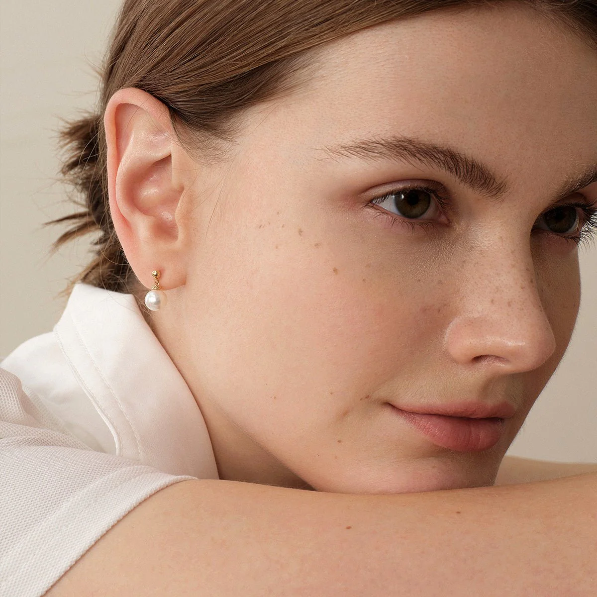 Akoya Pearl 18K Gold Italian Stud Earrings - Image 4