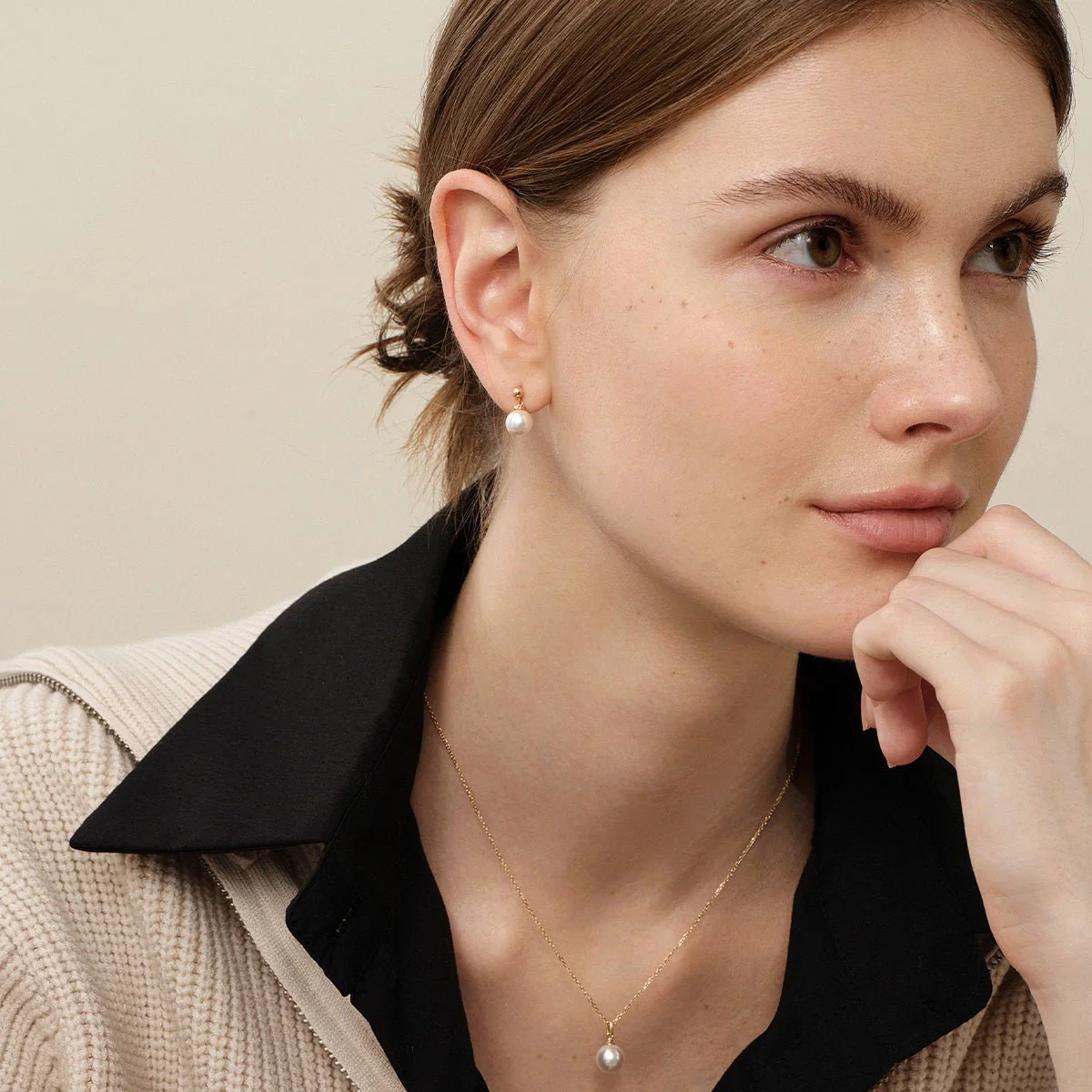 Akoya Pearl 18K Gold Italian Stud Earrings - Image 9