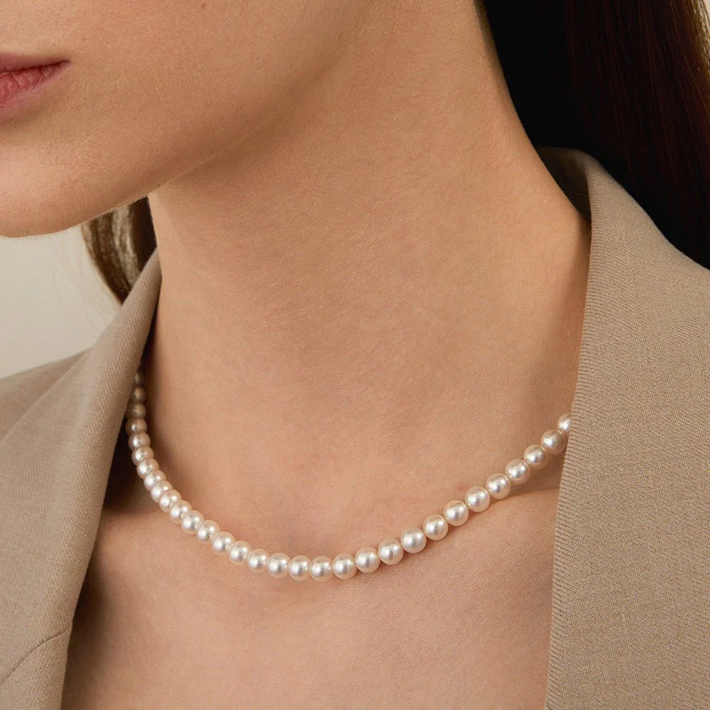 Akoya Pearl 18K Gold Lustre Classic Strand Necklace - Image 10