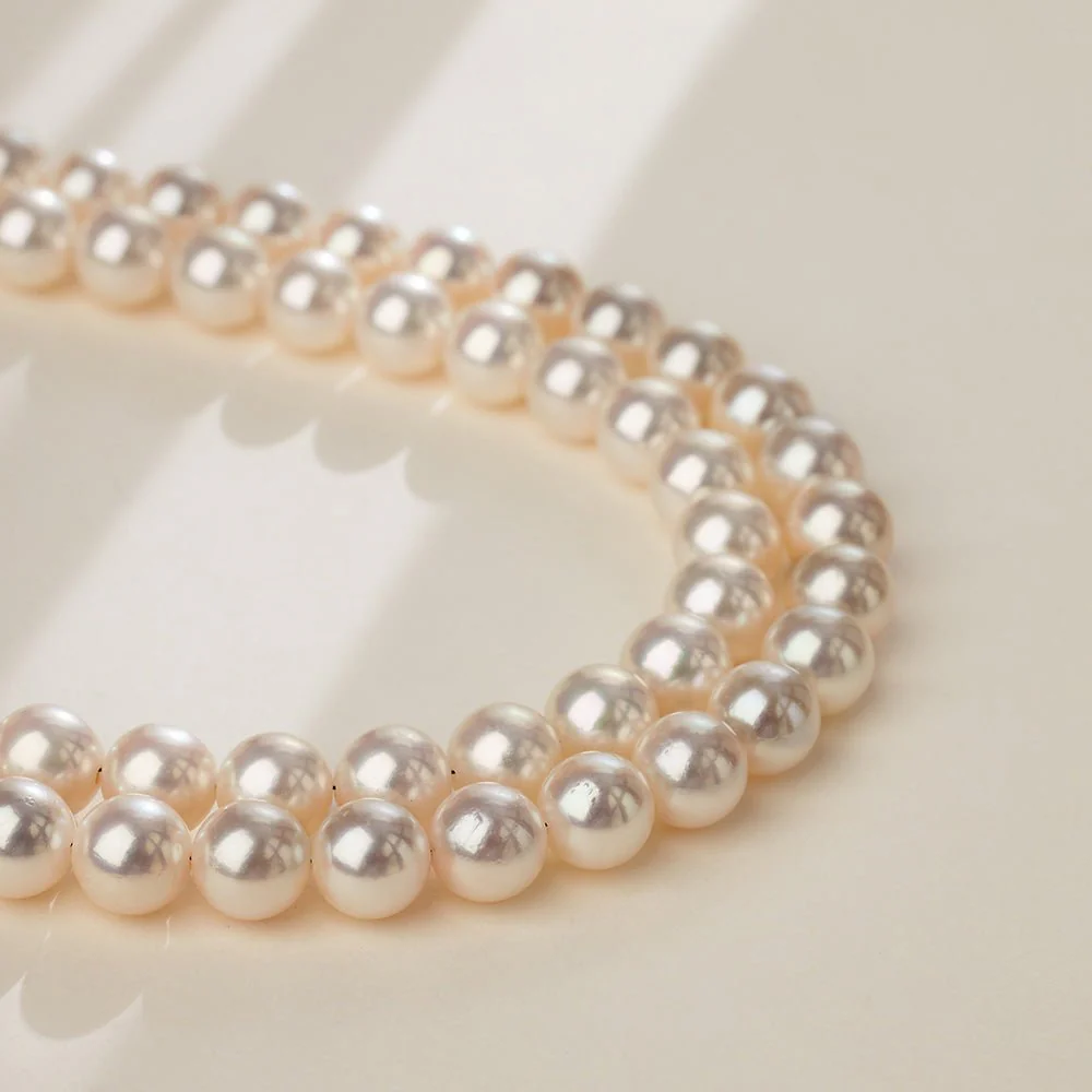 Akoya Pearl 18K Gold Lustre Classic Strand Necklace - Image 13