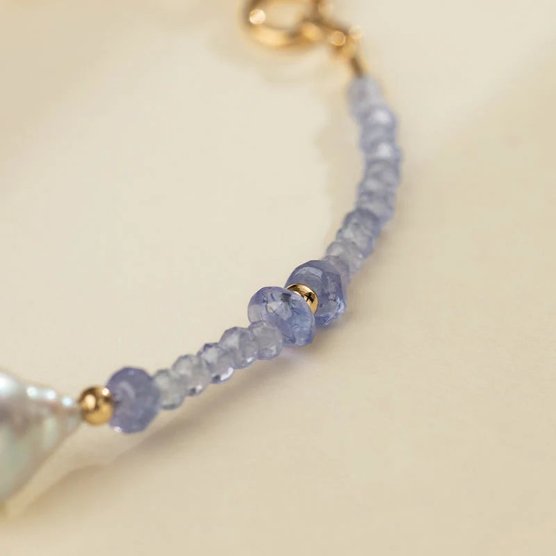 Baroque Akoya Pearl 18K Gold Tanzanite Bracelet - Image 3
