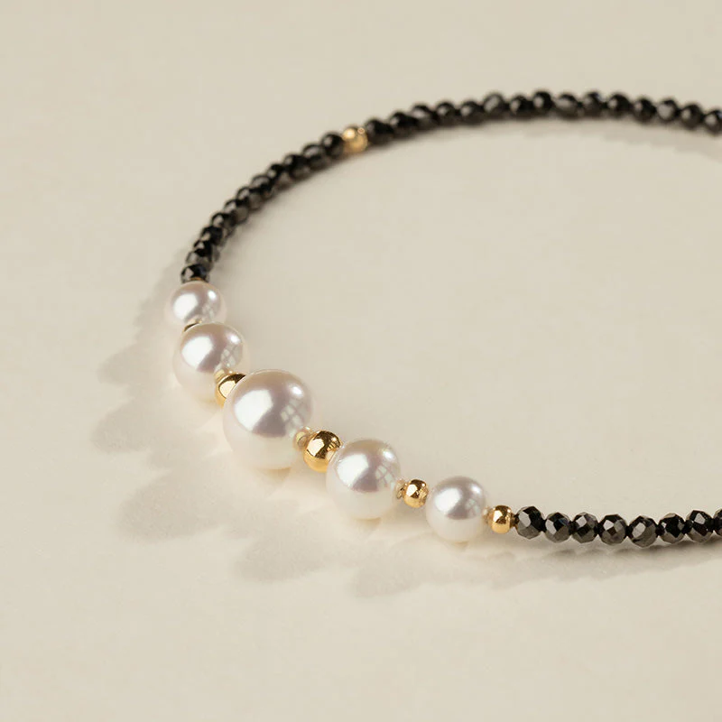Akoya Saltwater Pearl 18K Gold Black Spinel Smile Bracelet - Image 6