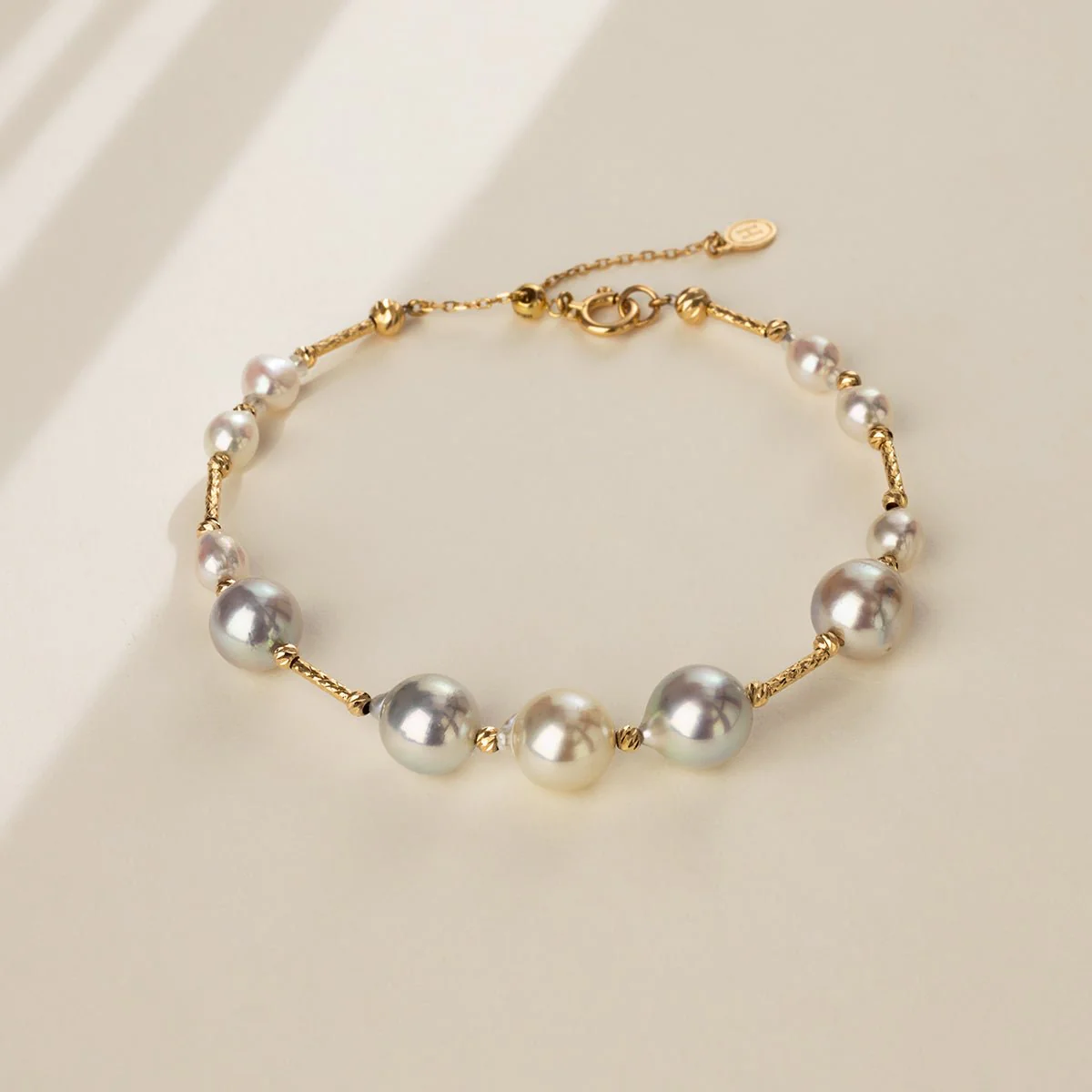 Baroque Akoya Multi-color Pearl 18K Gold Stations Bracelet - Image 3