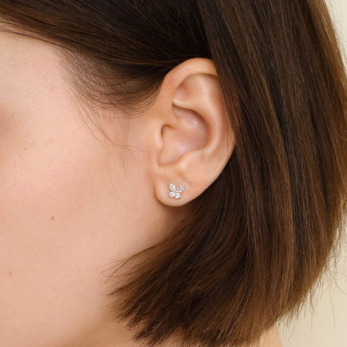 18K Gold Diamond Butterfly Circle Modular Stud Earrings - Image 4