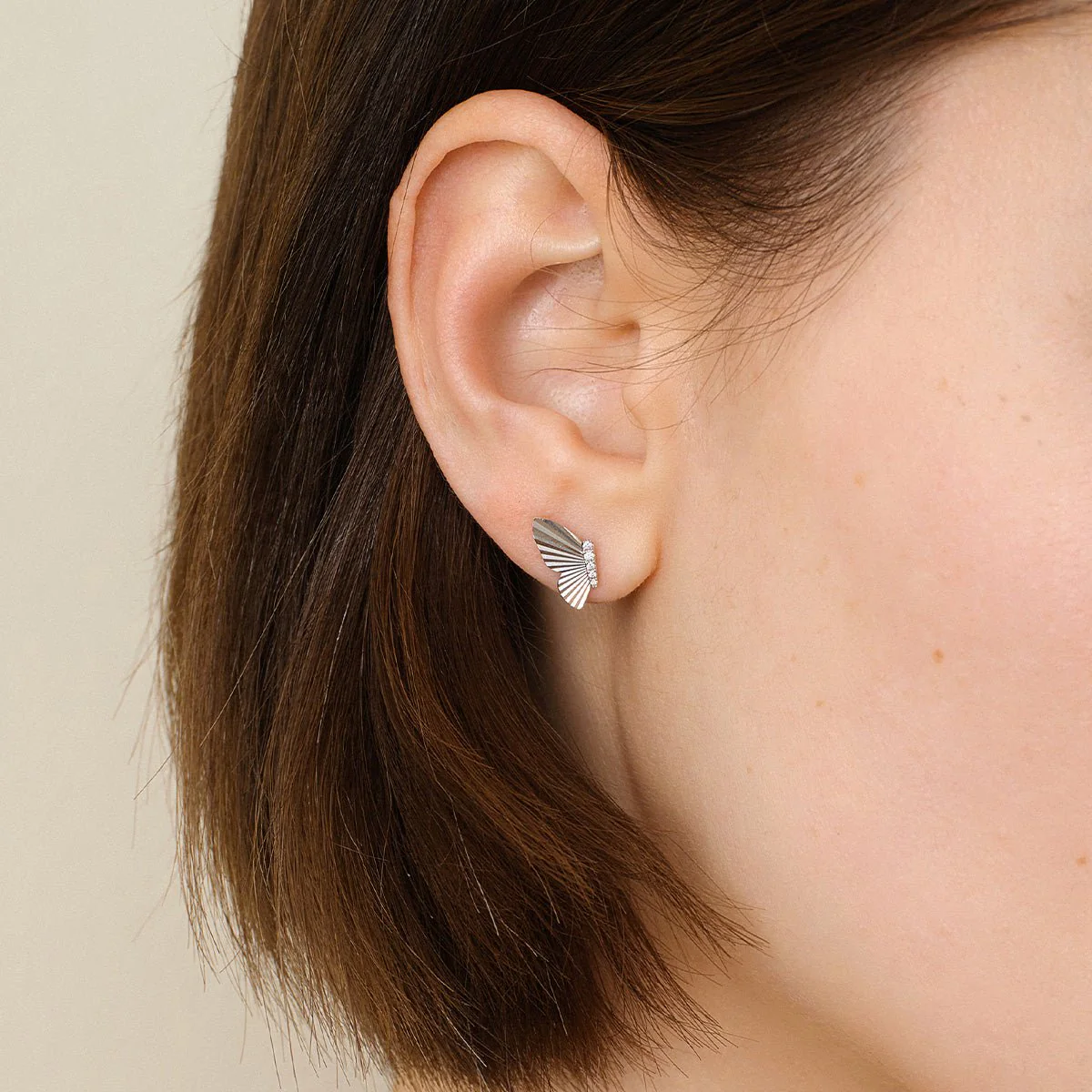 18K Gold Diamond Radiant Cut Design Butterfly Stud Earrings - Image 3
