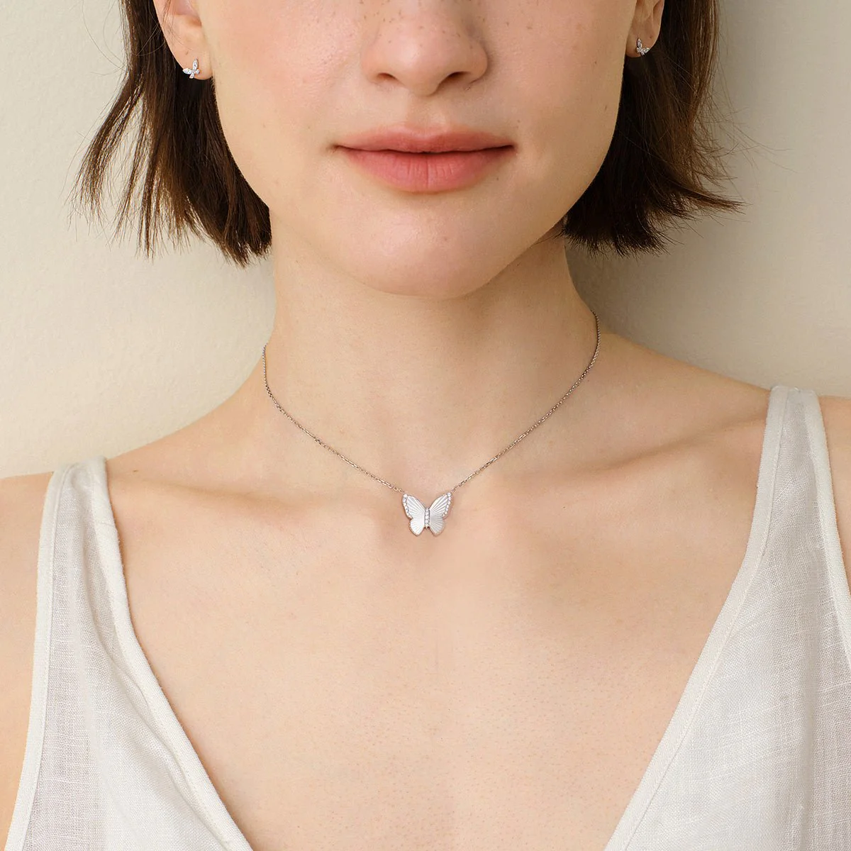 Mother of Pearl 18K Gold Diamond Radiant Cut Design Butterfly Necklace - Image 9