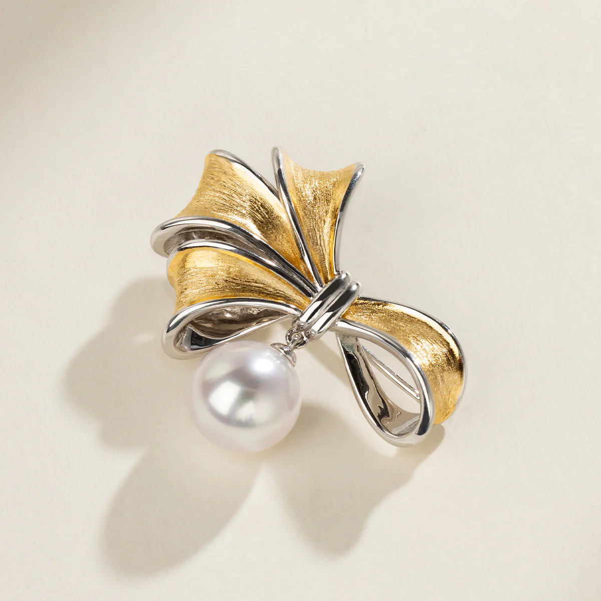 Freshwater Edison Pearl 925 Sterling Silver Lustrous Butterfly Brooch - Image 3