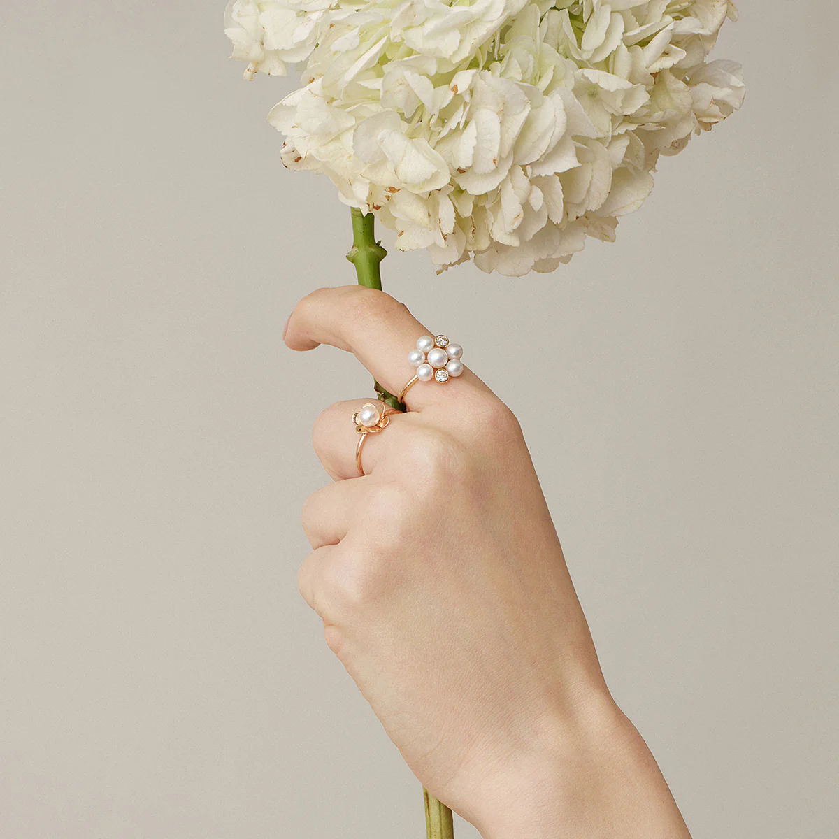 Freshwater Pearl 10K Gold Lab-Grown Diamond Dandelion Ring - Image 4