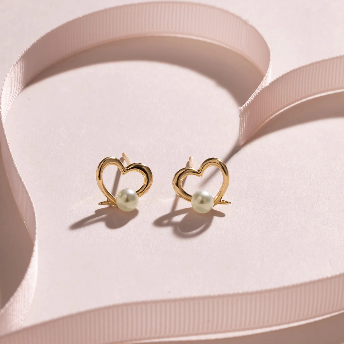 Freshwater Pearl 9K Gold Heart Romance Studs Earrings - Image 3