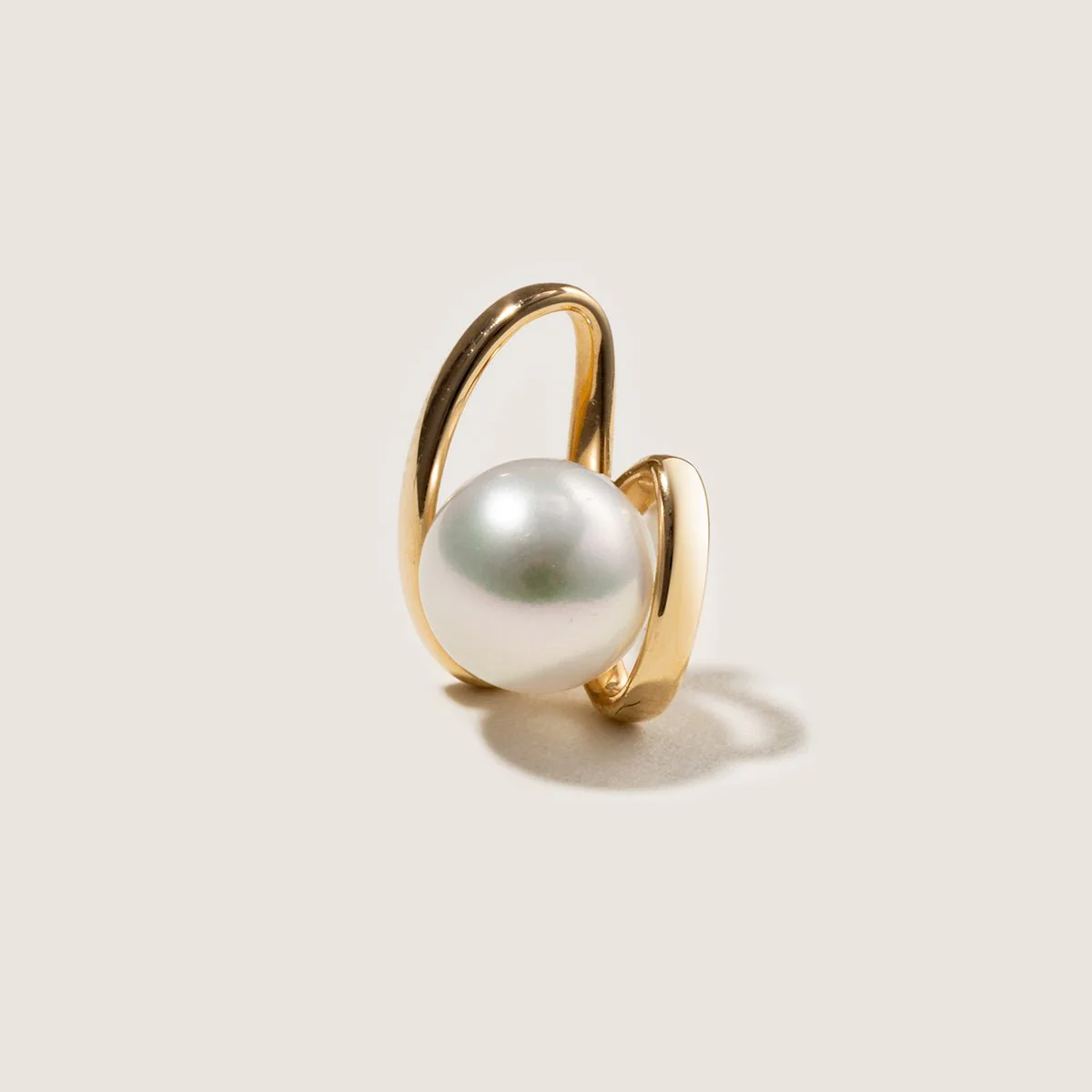Freshwater Pearls 14K Gold Ribbon H Studs Earrings - Image 4