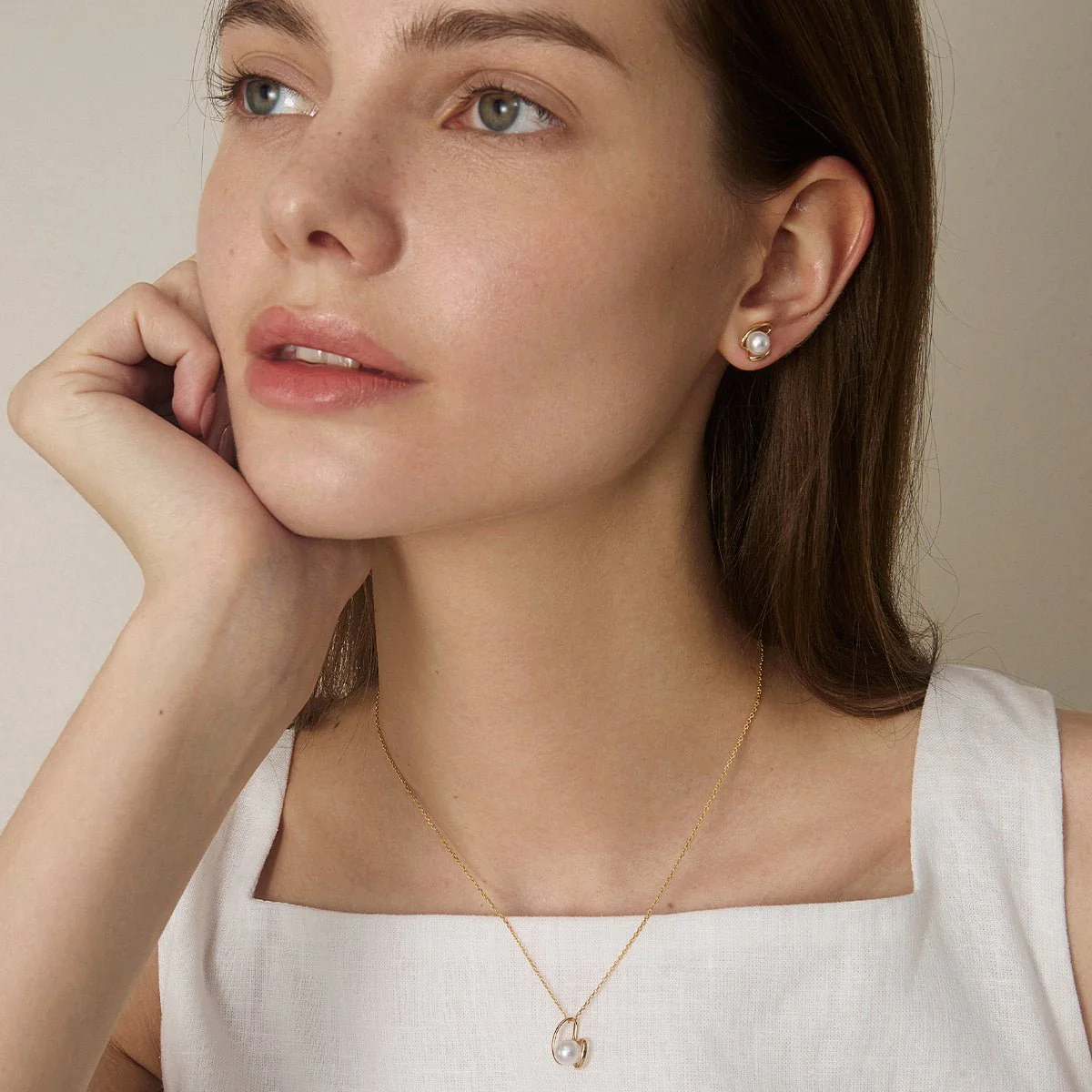 Freshwater Pearls 14K Gold Ribbon H Studs Earrings - Image 9