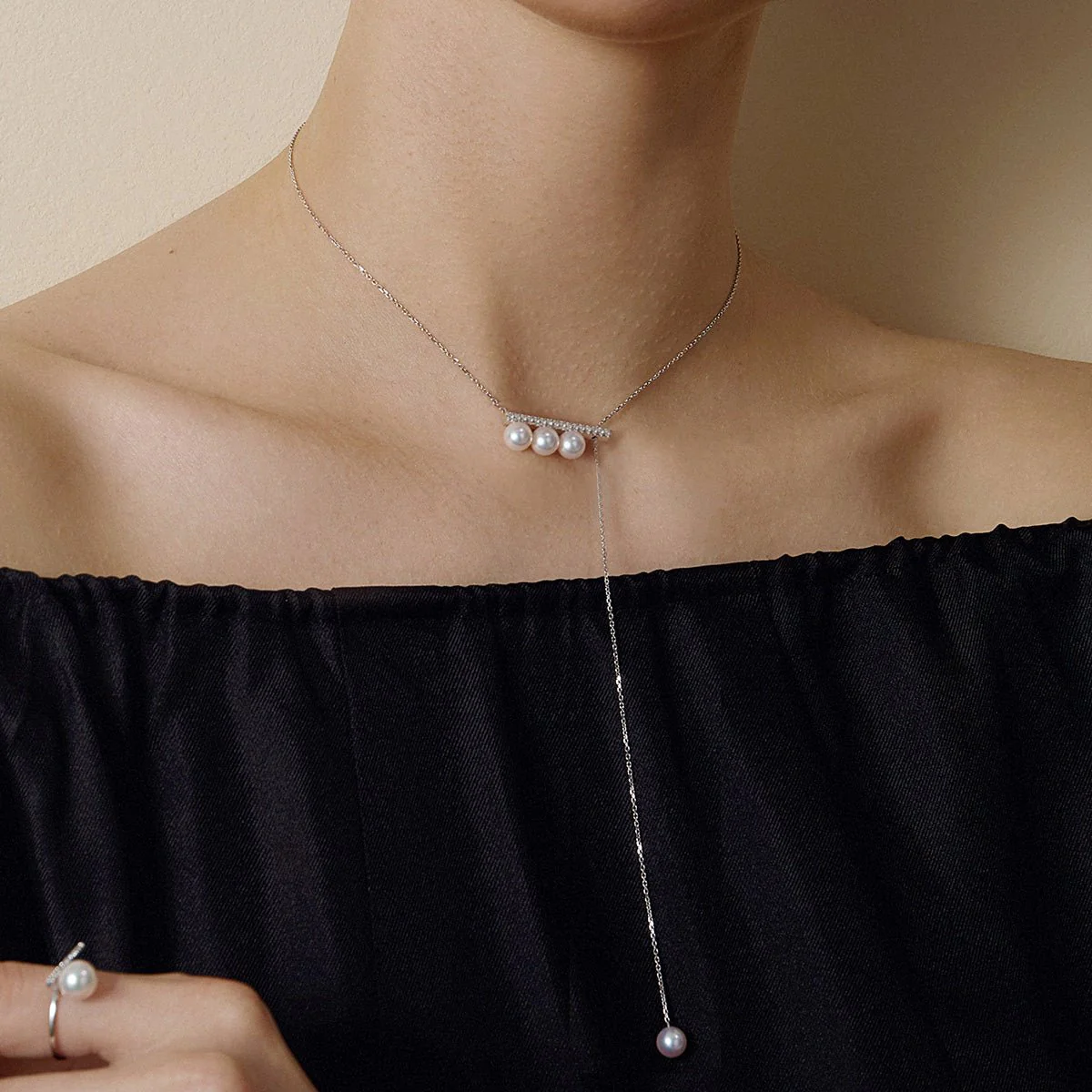 Akoya Saltwater Pearl 18K White Gold Balance Beam Diamond Necklace - Image 4