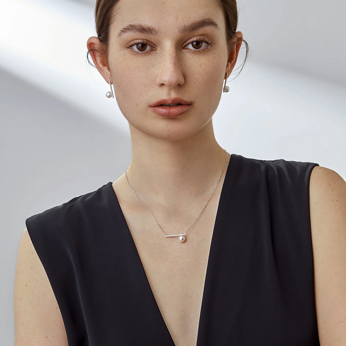 Akoya Pearl 18K White Gold Moon Diamond Necklace - Image 5