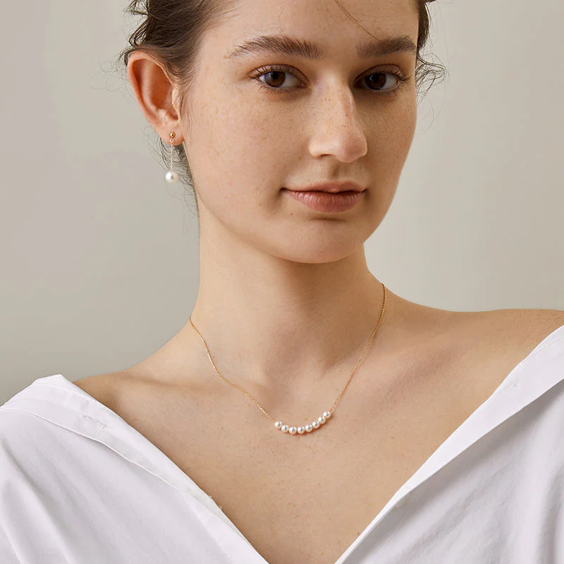 Akoya Pearl 18K Gold Fashion Smile Necklace - Image 4