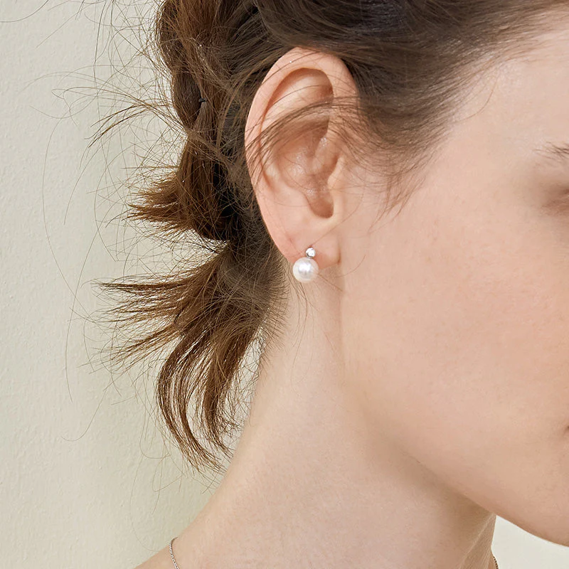 Premier Akoya Pearl 18K Gold with Diamond Stud Earrings - Image 7
