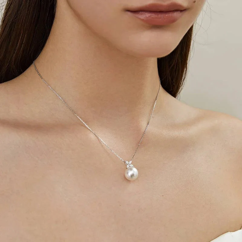 Akoya Pearl Necklace Pearl jewelry 18K White Gold Diamonds - Image 4