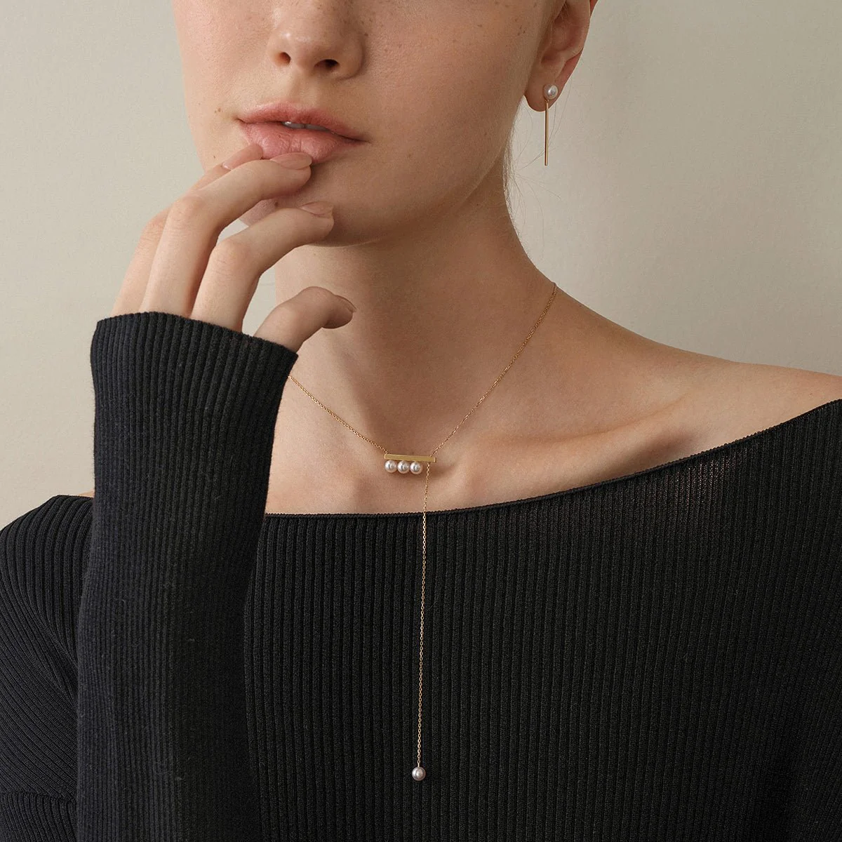 Akoya Saltwater Pearl 18K Yellow Gold Balance Beam Necklace - Image 5