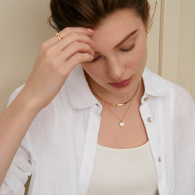 Mother of Pearl 18K Gold Diamond Key of Nature Necklace - Image 4