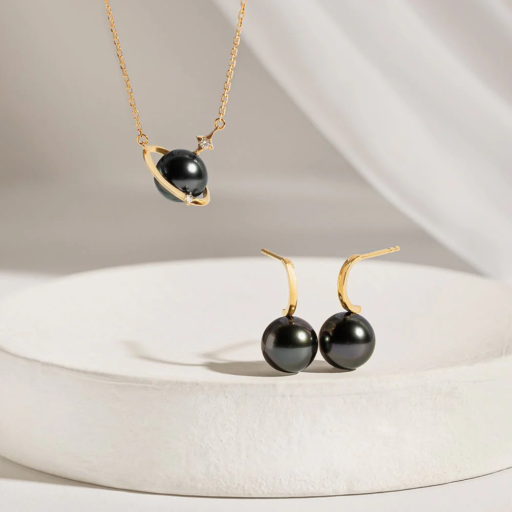 Tahitian Pearl Earrings 18K Gold Leverback Earrings - Image 9