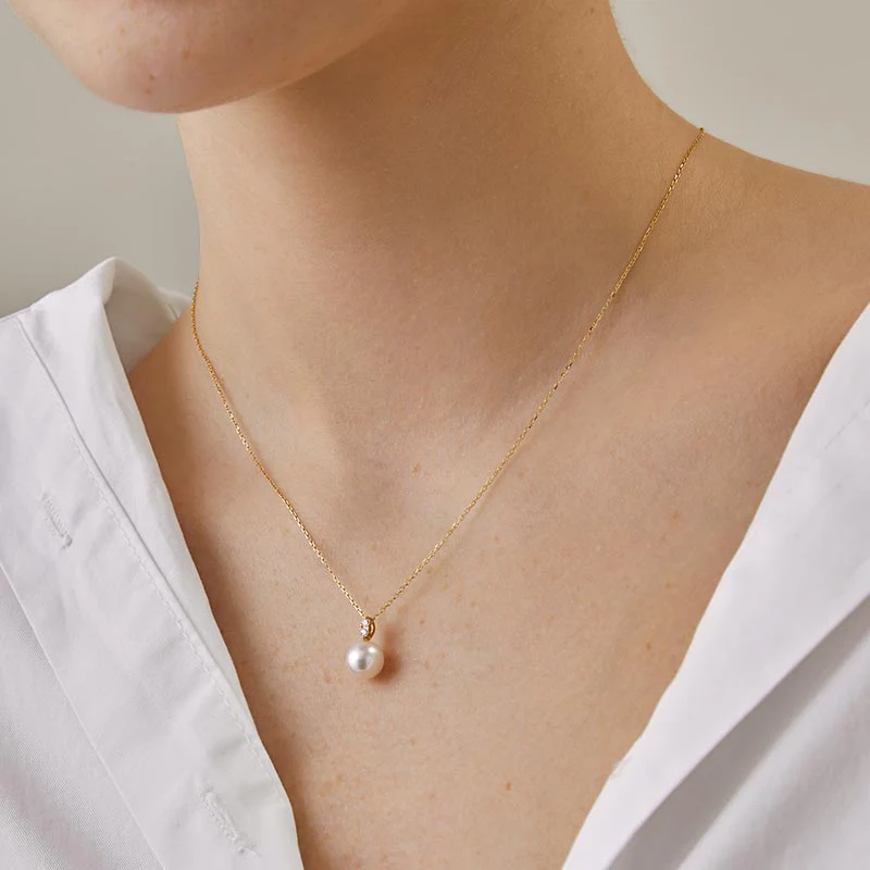 Akoya Pearl 18K Yellow Gold Twin Diamond Pendant Necklace - Image 3