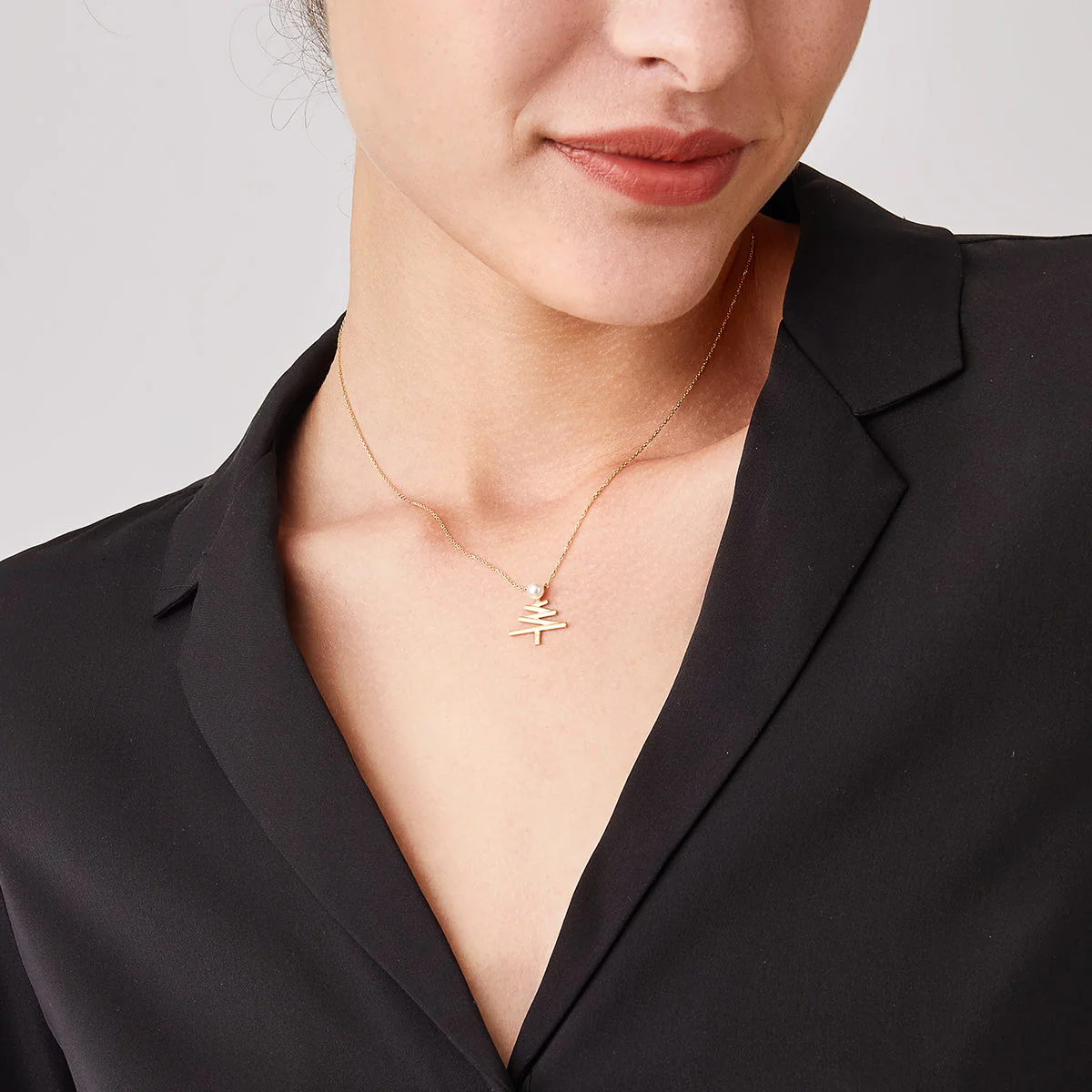 Akoya Pearl 18k Yellow Gold Christmas Tree Necklace - Image 5