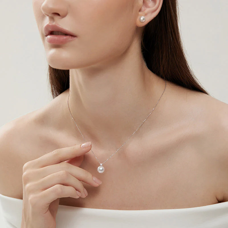 Premier South Sea Pearl 18K Gold Diamond Necklace - Image 7
