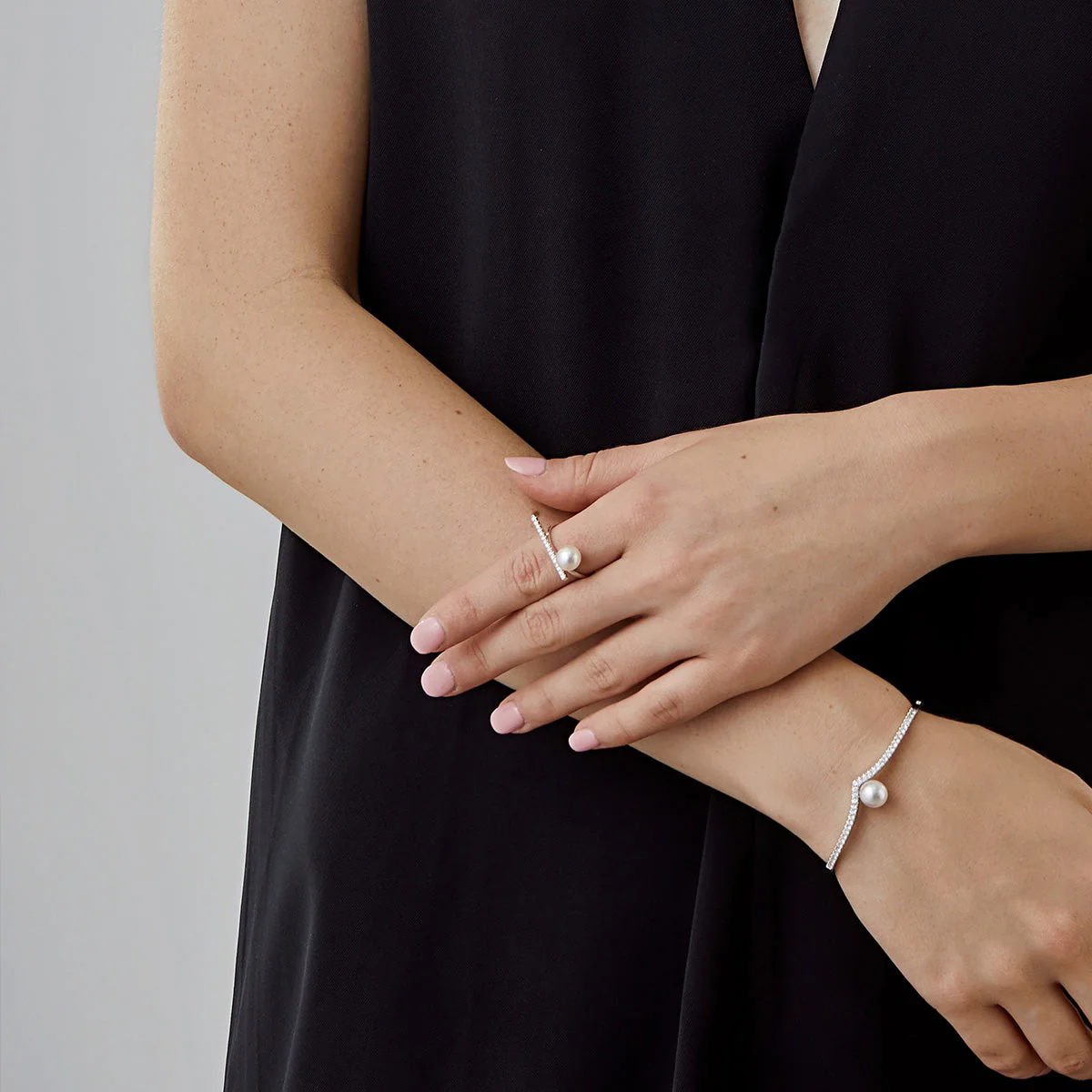 Akoya Pearl 18K White Gold Moon Diamond Ring - Image 5