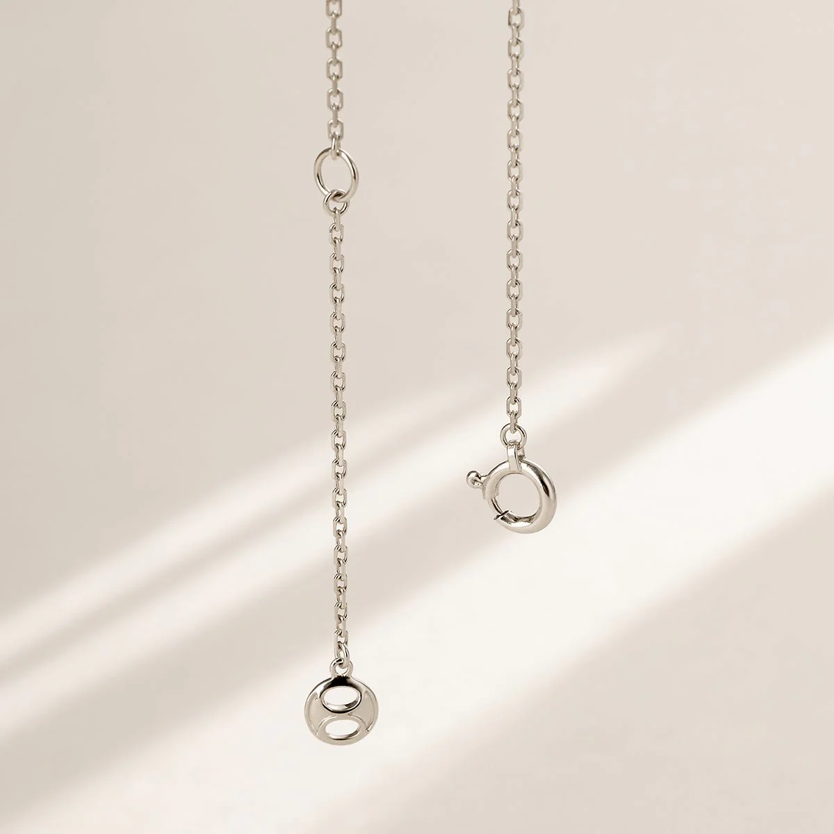 Tahitian Black Pearl 18K Gold Diamond Sparkling Circle Necklace - Image 5